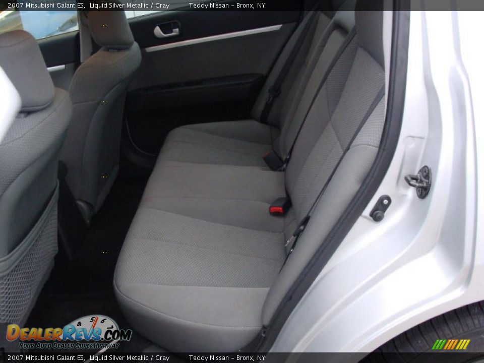 2007 Mitsubishi Galant ES Liquid Silver Metallic / Gray Photo #16