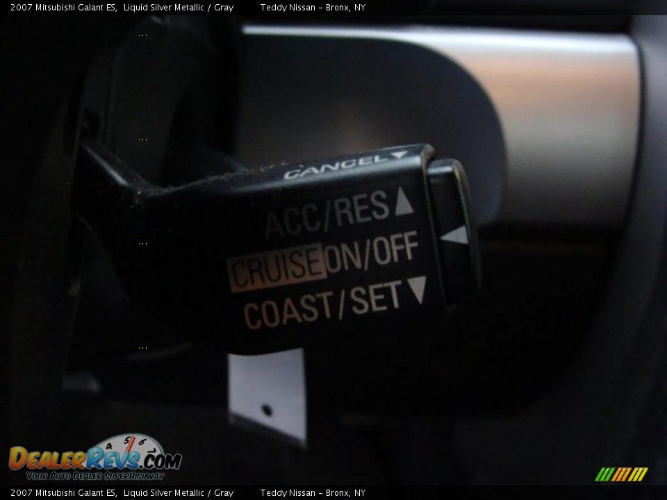 2007 Mitsubishi Galant ES Liquid Silver Metallic / Gray Photo #21