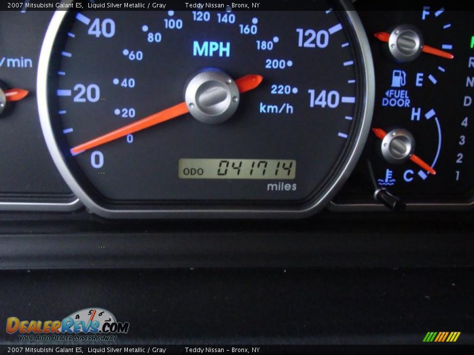 2007 Mitsubishi Galant ES Liquid Silver Metallic / Gray Photo #22