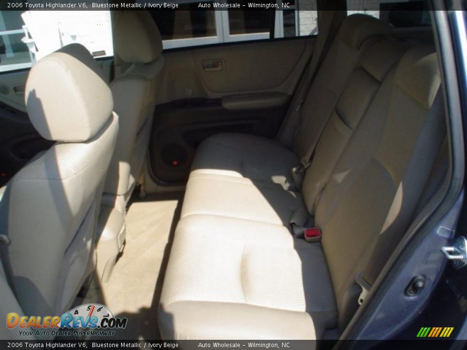 2006 Toyota Highlander V6 Bluestone Metallic / Ivory Beige Photo #7