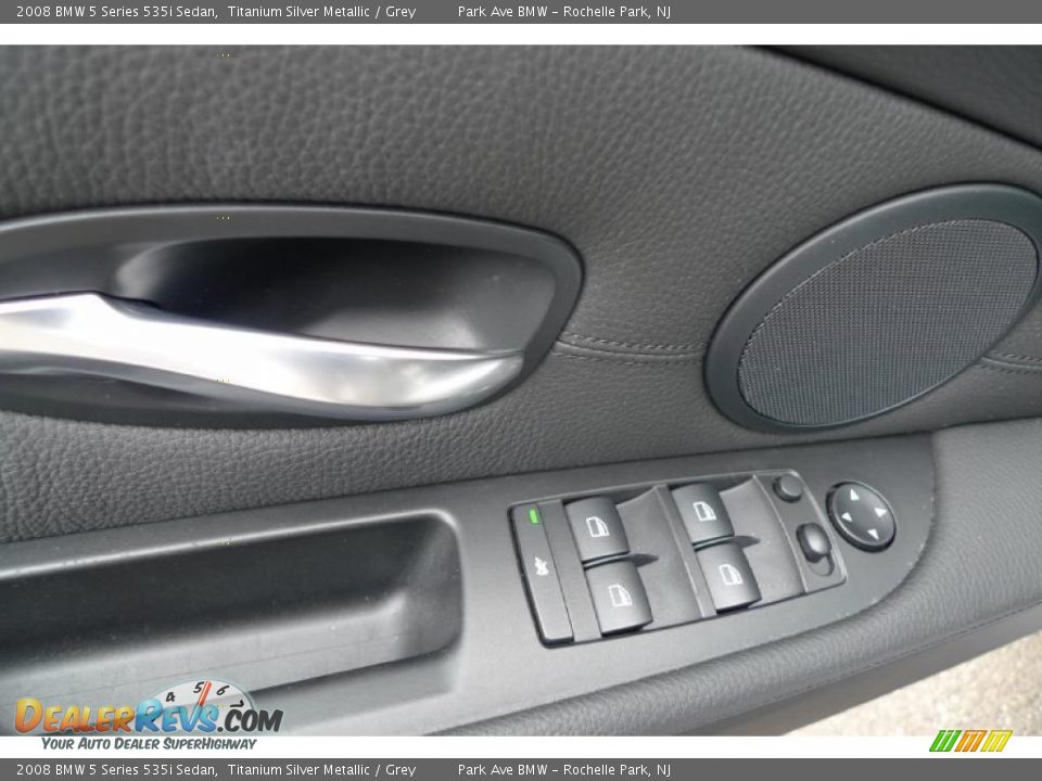 2008 BMW 5 Series 535i Sedan Titanium Silver Metallic / Grey Photo #25