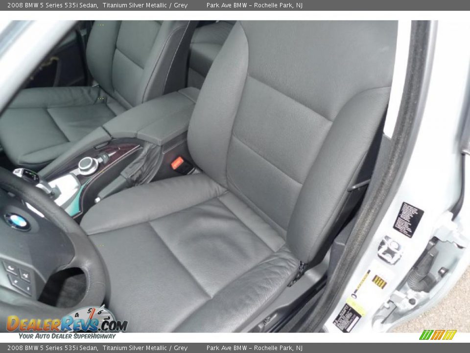2008 BMW 5 Series 535i Sedan Titanium Silver Metallic / Grey Photo #27