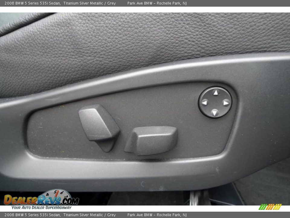 2008 BMW 5 Series 535i Sedan Titanium Silver Metallic / Grey Photo #34