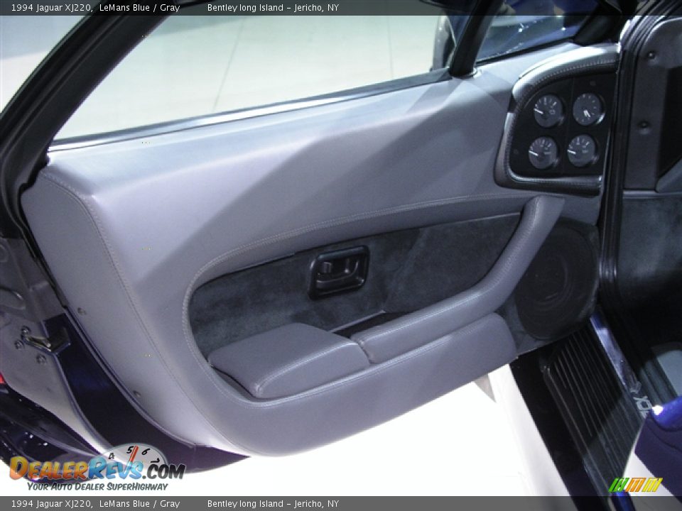 Door Panel of 1994 Jaguar XJ220  Photo #11