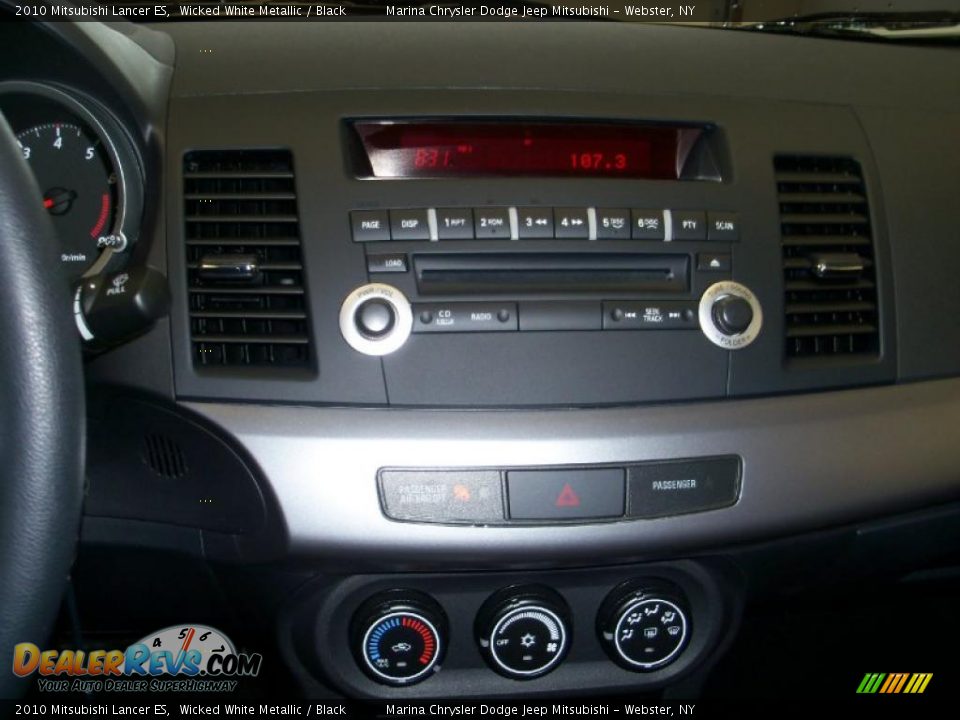 2010 Mitsubishi Lancer ES Wicked White Metallic / Black Photo #3