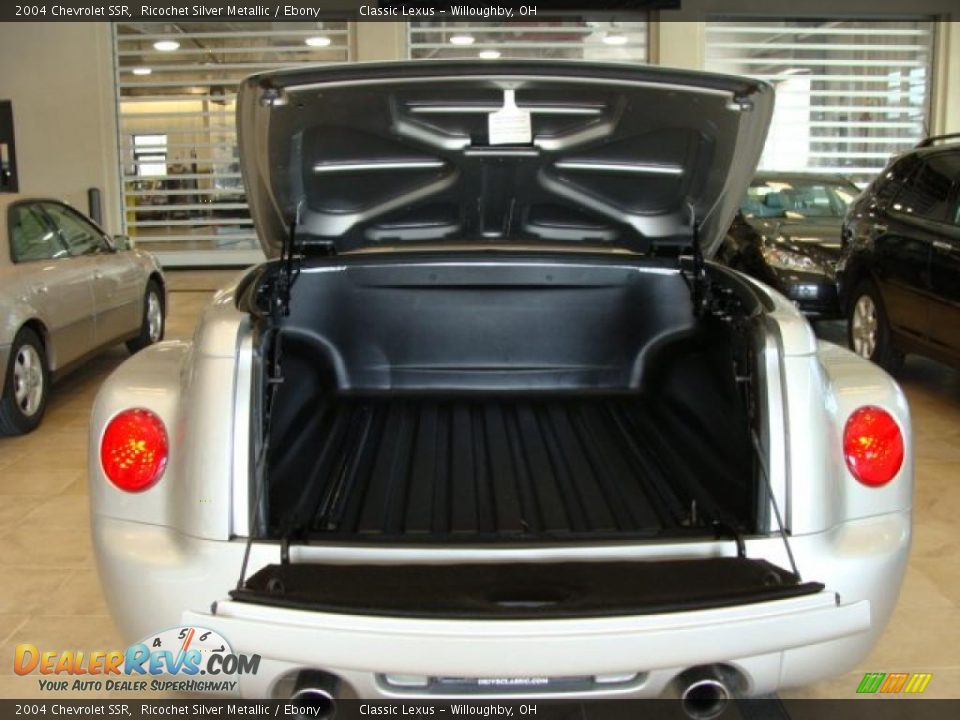 2004 Chevrolet SSR Ricochet Silver Metallic / Ebony Photo #6