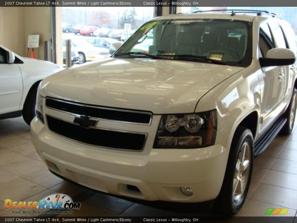 2007 Chevrolet Tahoe LT 4x4 Summit White / Light Cashmere/Ebony Photo #2