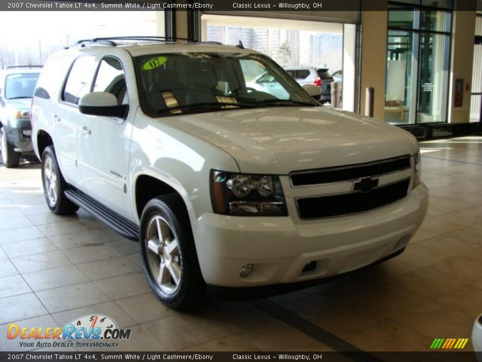 2007 Chevrolet Tahoe LT 4x4 Summit White / Light Cashmere/Ebony Photo #3