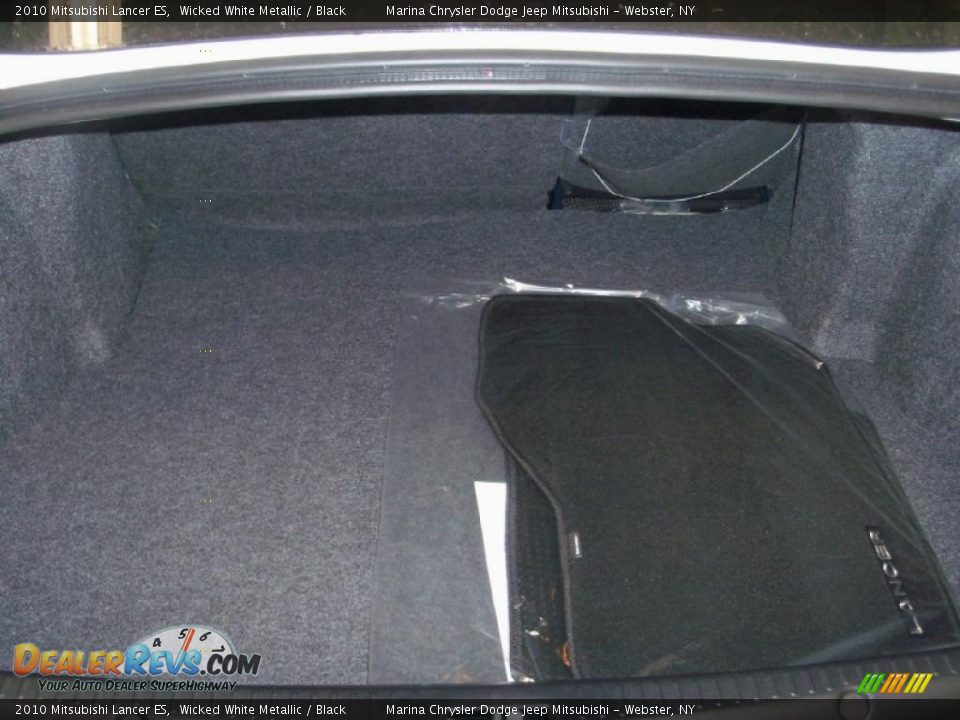 2010 Mitsubishi Lancer ES Wicked White Metallic / Black Photo #17