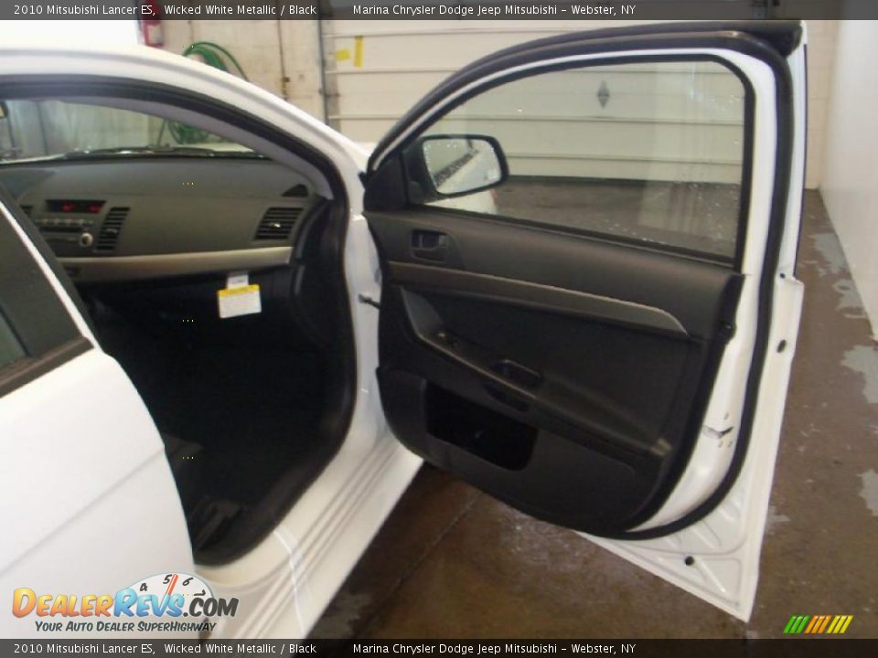 2010 Mitsubishi Lancer ES Wicked White Metallic / Black Photo #20
