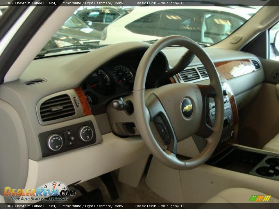 2007 Chevrolet Tahoe LT 4x4 Summit White / Light Cashmere/Ebony Photo #8