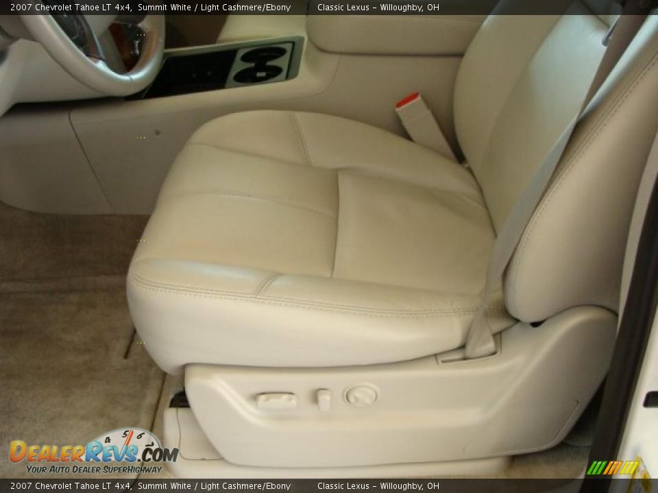 2007 Chevrolet Tahoe LT 4x4 Summit White / Light Cashmere/Ebony Photo #9