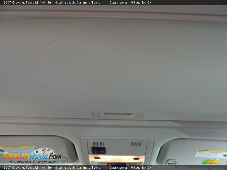 2007 Chevrolet Tahoe LT 4x4 Summit White / Light Cashmere/Ebony Photo #14