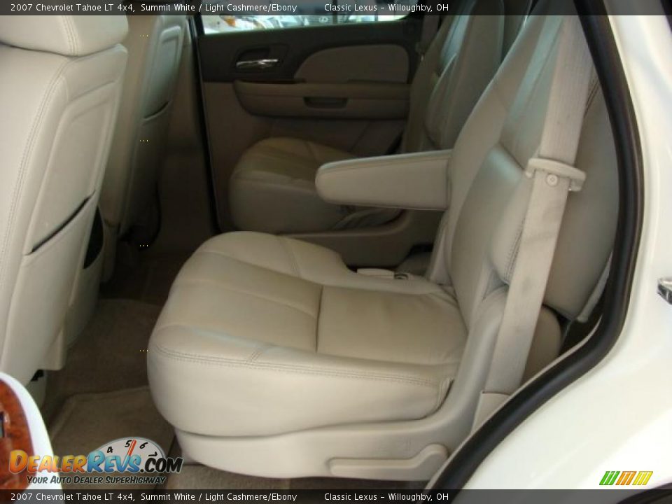 2007 Chevrolet Tahoe LT 4x4 Summit White / Light Cashmere/Ebony Photo #18