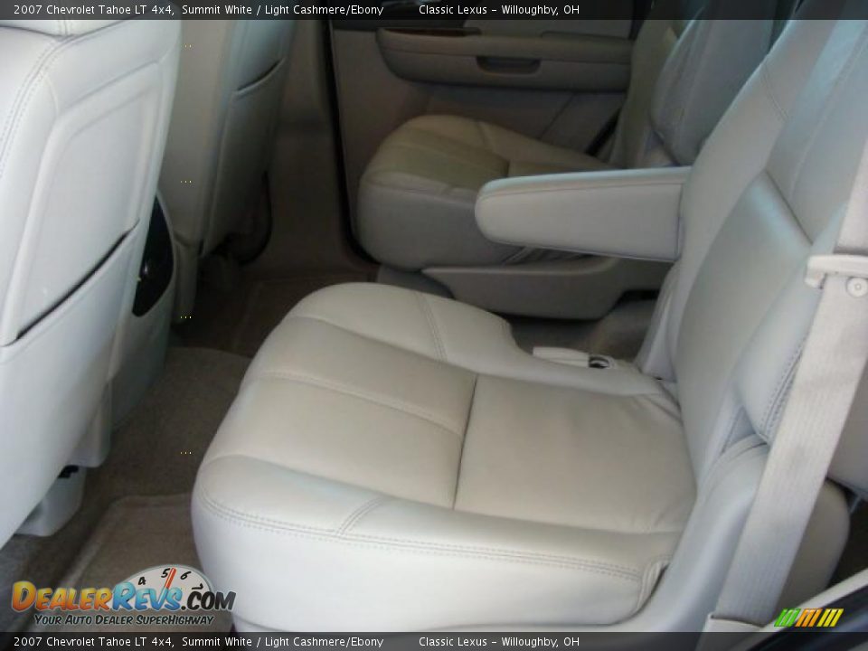 2007 Chevrolet Tahoe LT 4x4 Summit White / Light Cashmere/Ebony Photo #21