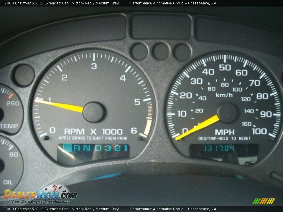 2000 Chevrolet S10 LS Extended Cab Victory Red / Medium Gray Photo #19