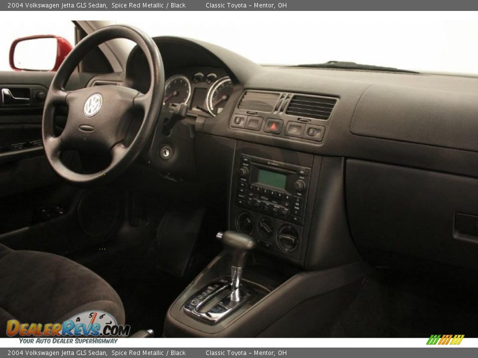 2004 Volkswagen Jetta GLS Sedan Spice Red Metallic / Black Photo #17