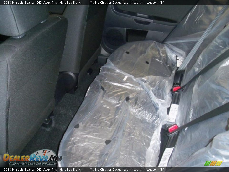 2010 Mitsubishi Lancer DE Apex Silver Metallic / Black Photo #14