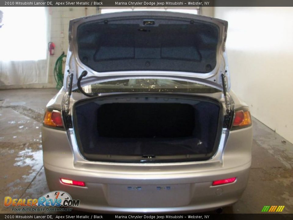 2010 Mitsubishi Lancer DE Apex Silver Metallic / Black Photo #15