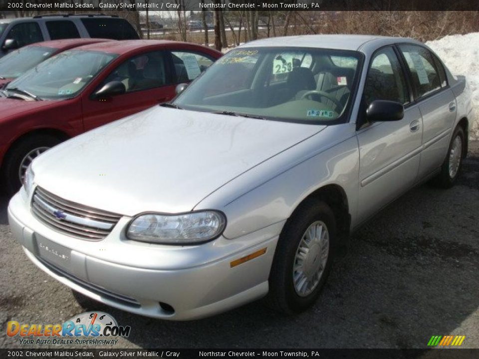 2002 Chevrolet Malibu Sedan Galaxy Silver Metallic / Gray Photo #5
