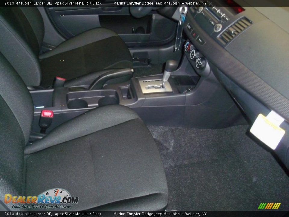 2010 Mitsubishi Lancer DE Apex Silver Metallic / Black Photo #20