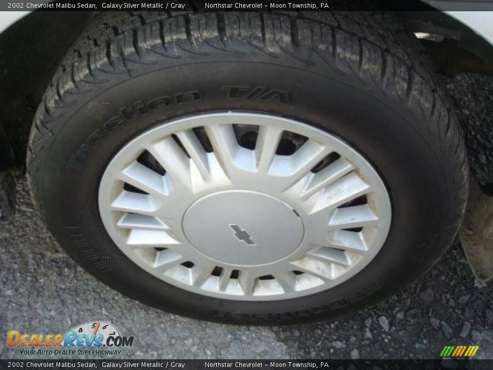 2002 Chevrolet Malibu Sedan Galaxy Silver Metallic / Gray Photo #9