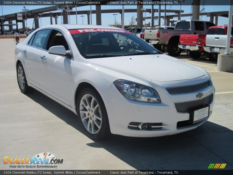 2009 Chevrolet Malibu LTZ Sedan Summit White / Cocoa/Cashmere Photo #2