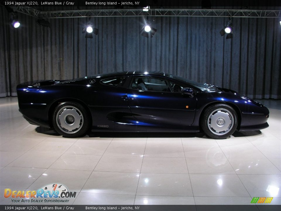 LeMans Blue 1994 Jaguar XJ220  Photo #18