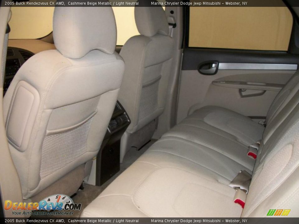 2005 Buick Rendezvous CX AWD Cashmere Beige Metallic / Light Neutral Photo #11