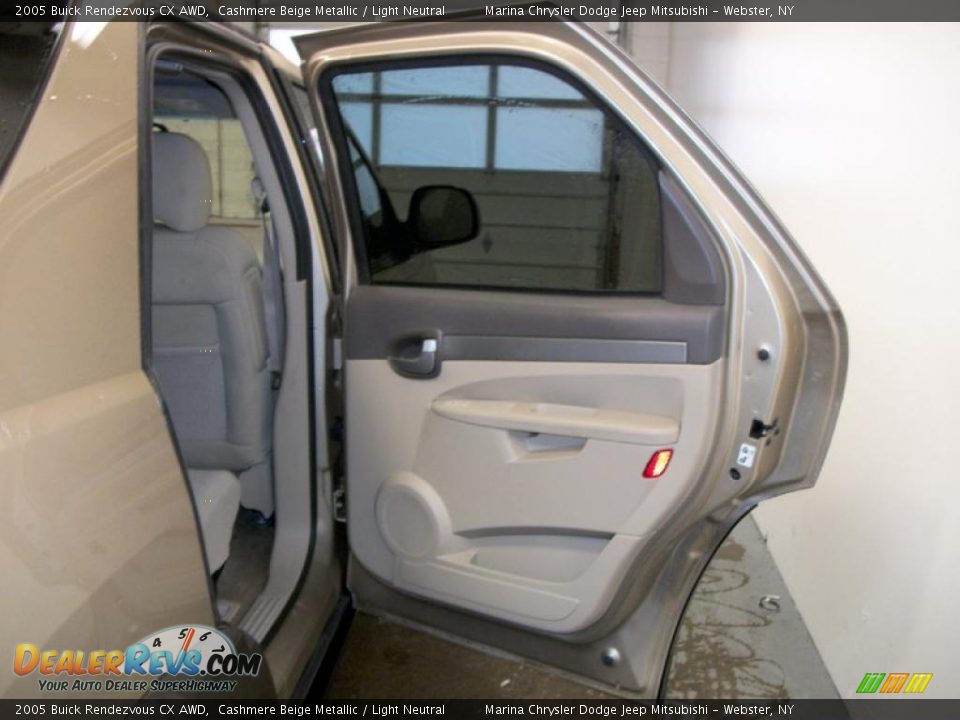 2005 Buick Rendezvous CX AWD Cashmere Beige Metallic / Light Neutral Photo #12