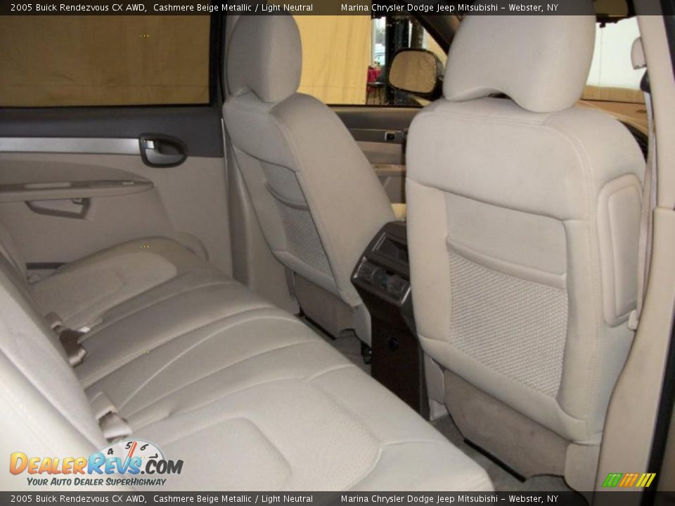 2005 Buick Rendezvous CX AWD Cashmere Beige Metallic / Light Neutral Photo #13