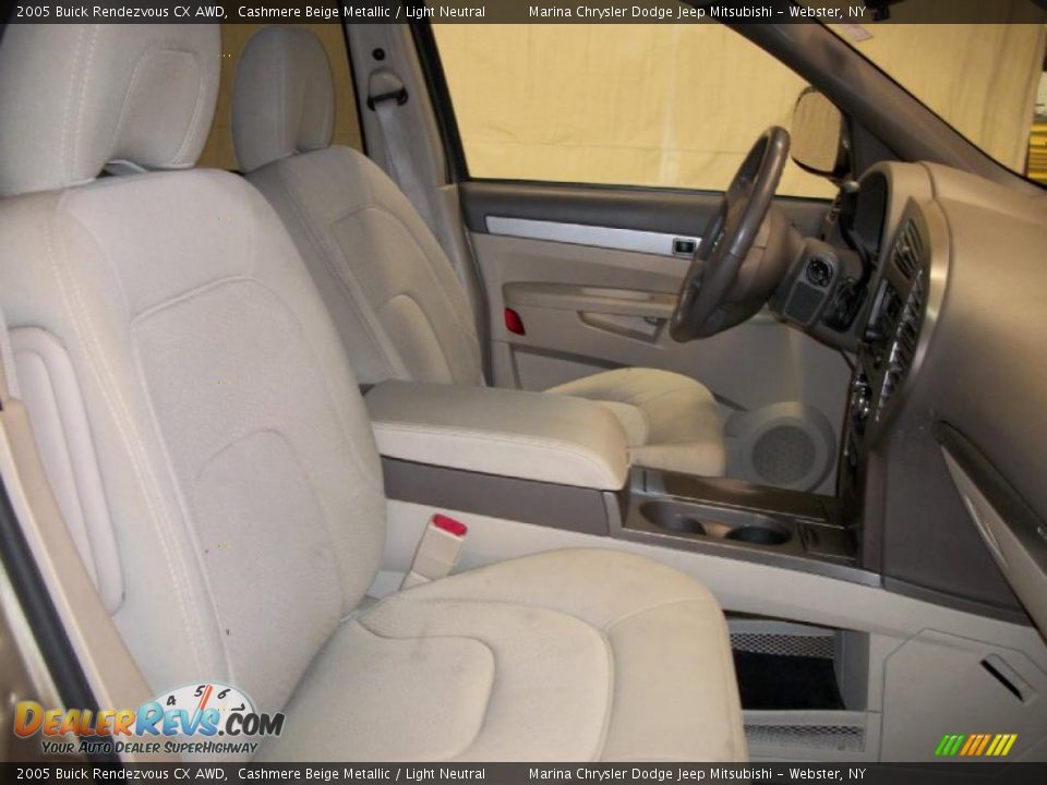 2005 Buick Rendezvous CX AWD Cashmere Beige Metallic / Light Neutral Photo #16