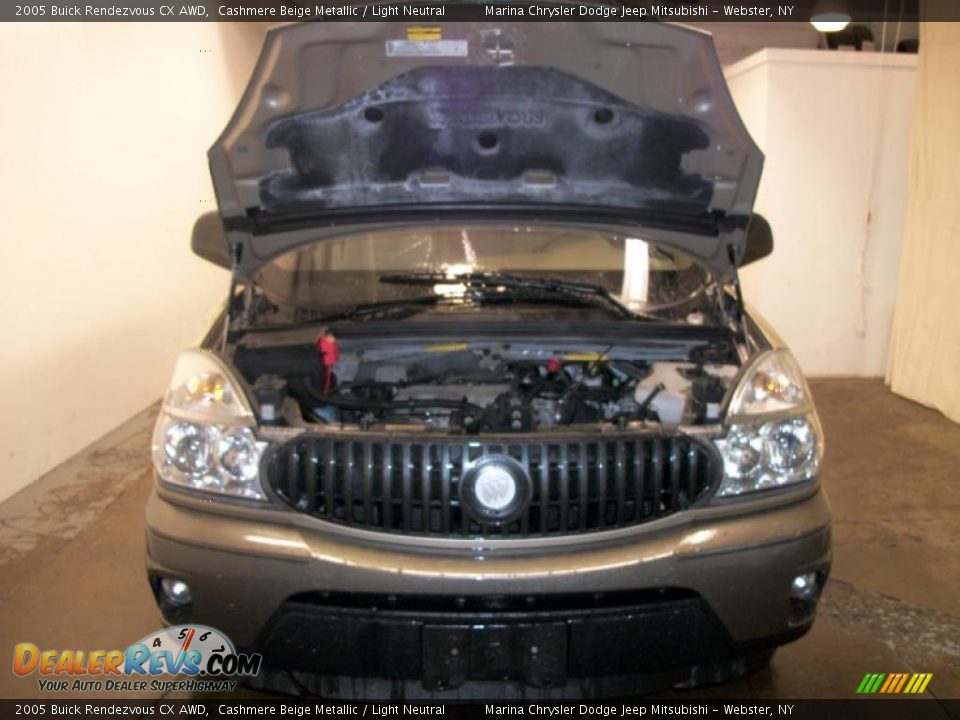 2005 Buick Rendezvous CX AWD Cashmere Beige Metallic / Light Neutral Photo #18