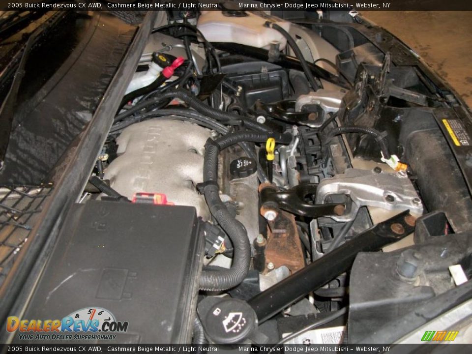 2005 Buick Rendezvous CX AWD Cashmere Beige Metallic / Light Neutral Photo #20