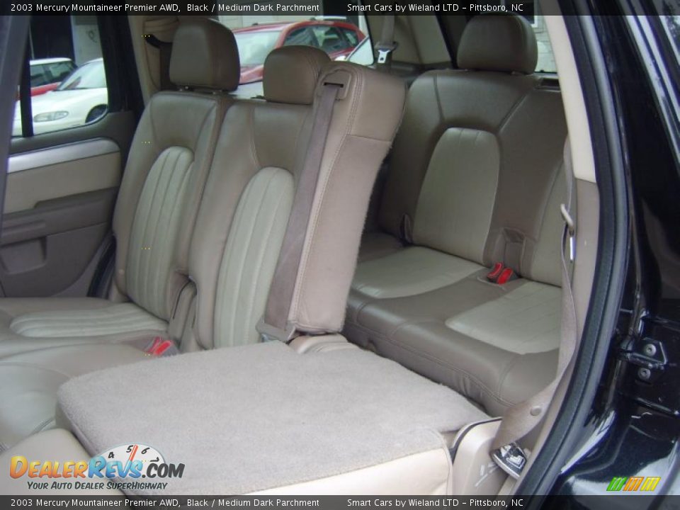2003 Mercury Mountaineer Premier AWD Black / Medium Dark Parchment Photo #8