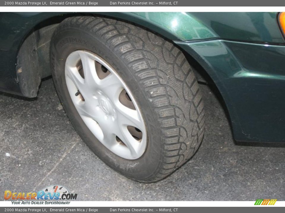 2000 Mazda Protege LX Emerald Green Mica / Beige Photo #6