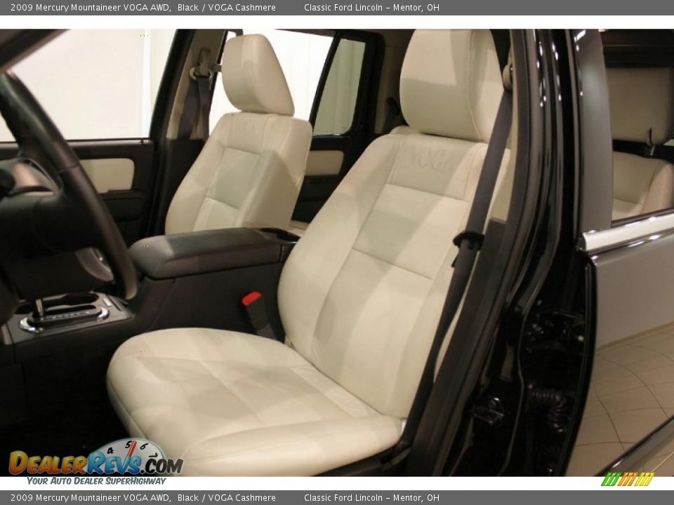 2009 Mercury Mountaineer VOGA AWD Black / VOGA Cashmere Photo #12
