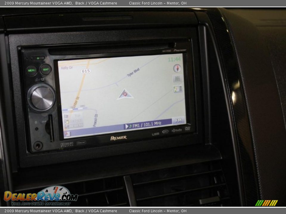 2009 Mercury Mountaineer VOGA AWD Black / VOGA Cashmere Photo #17