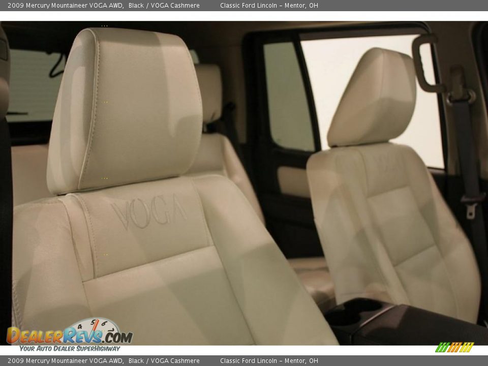 2009 Mercury Mountaineer VOGA AWD Black / VOGA Cashmere Photo #28