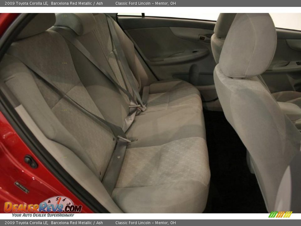 2009 Toyota Corolla LE Barcelona Red Metallic / Ash Photo #17