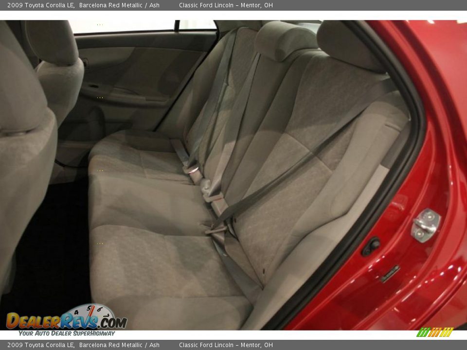 2009 Toyota Corolla LE Barcelona Red Metallic / Ash Photo #18