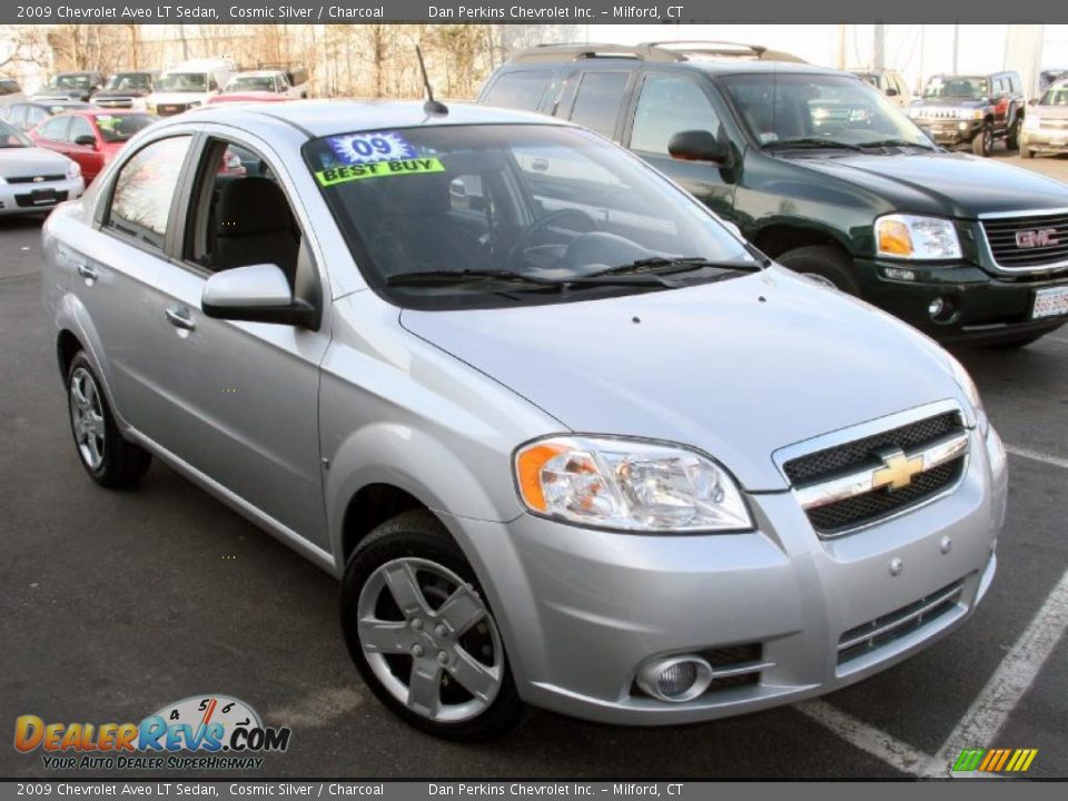 2009 Chevrolet Aveo LT Sedan Cosmic Silver / Charcoal Photo #3
