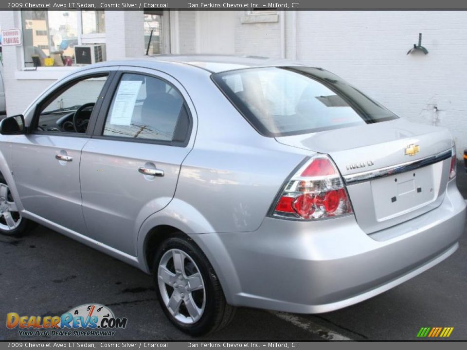 2009 Chevrolet Aveo LT Sedan Cosmic Silver / Charcoal Photo #7