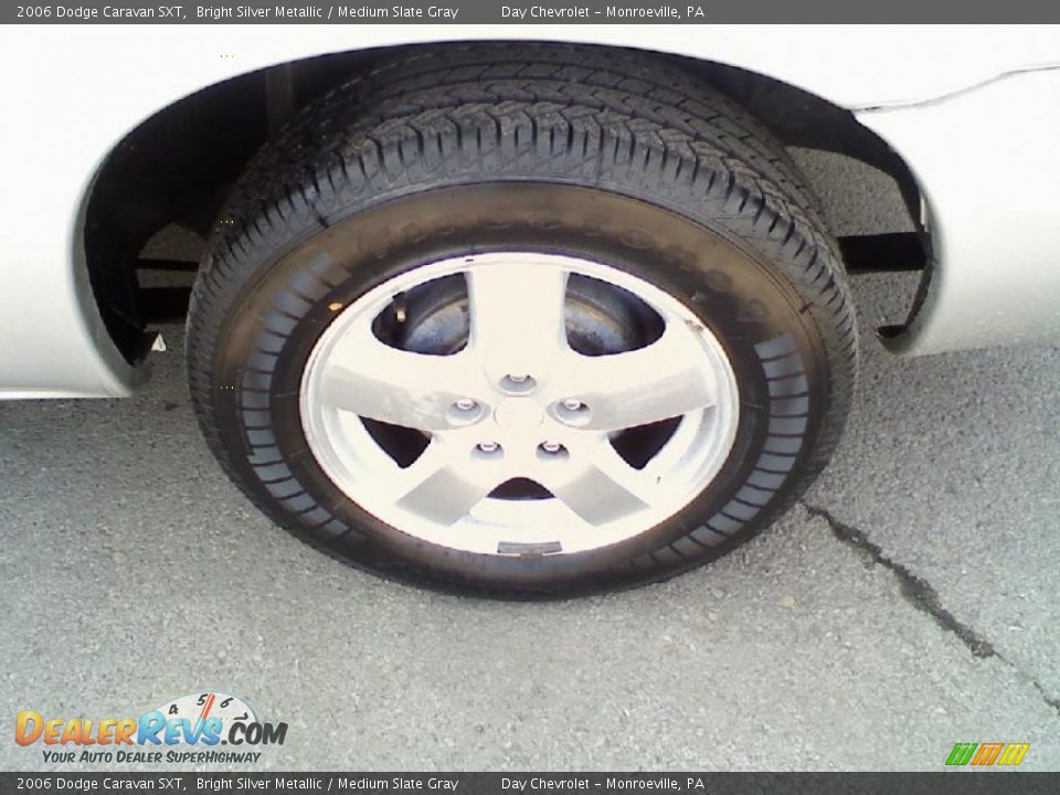 2006 Dodge Caravan SXT Bright Silver Metallic / Medium Slate Gray Photo #10