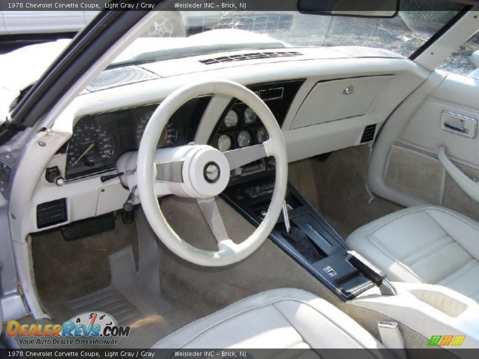 1978 Chevrolet Corvette Coupe Light Gray / Gray Photo #18