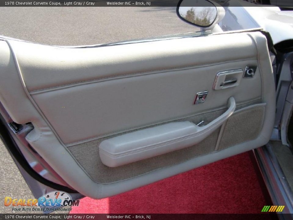 1978 Chevrolet Corvette Coupe Light Gray / Gray Photo #19
