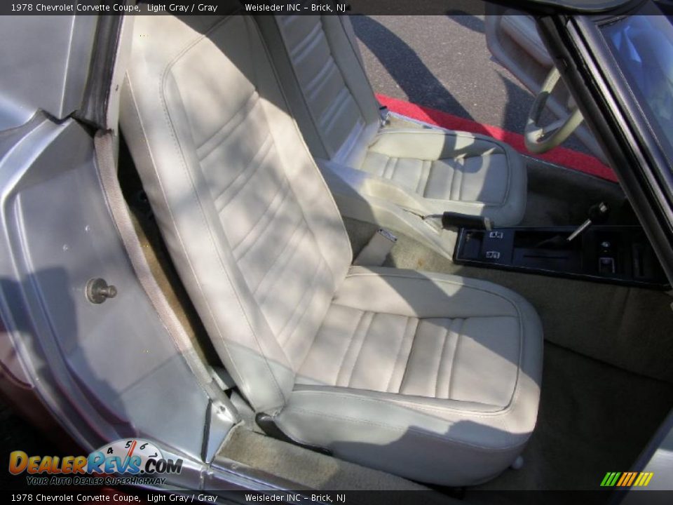1978 Chevrolet Corvette Coupe Light Gray / Gray Photo #36