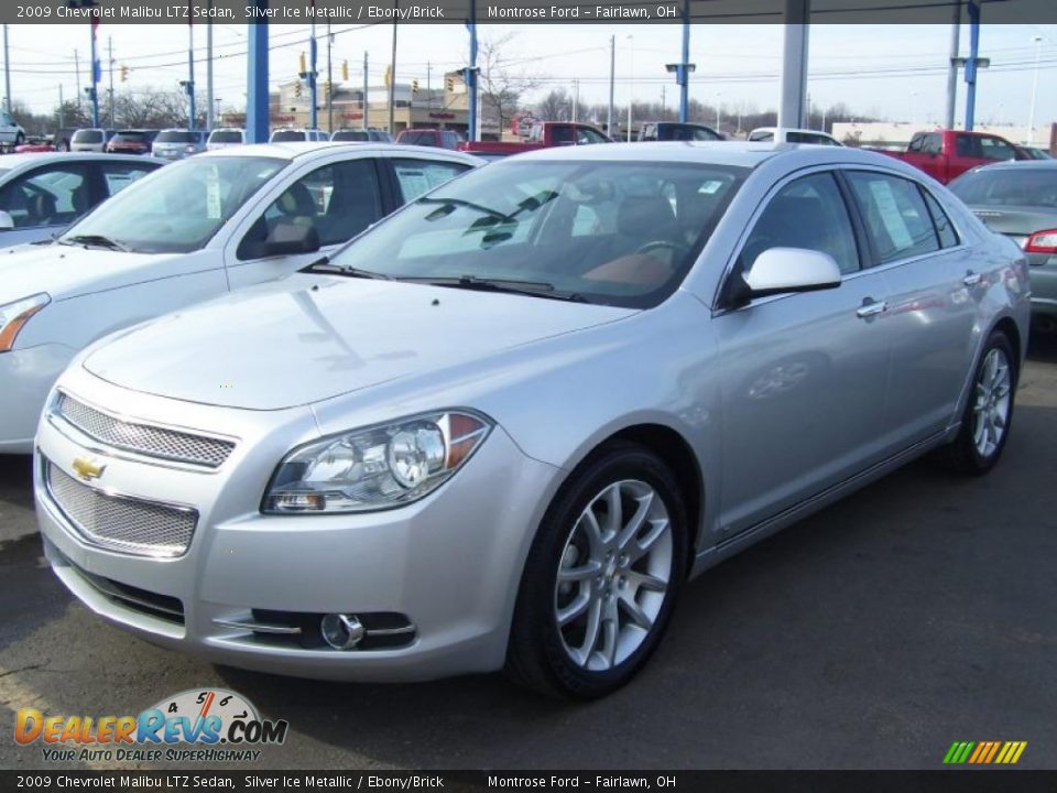 2009 Chevrolet Malibu LTZ Sedan Silver Ice Metallic / Ebony/Brick Photo #1