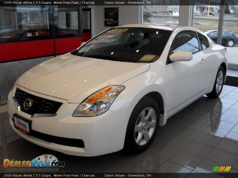 2009 Nissan Altima 2.5 S Coupe Winter Frost Pearl / Charcoal Photo #1