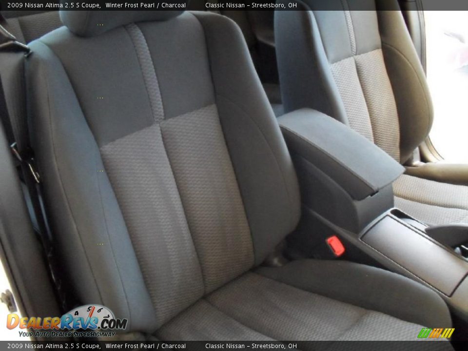2009 Nissan Altima 2.5 S Coupe Winter Frost Pearl / Charcoal Photo #18